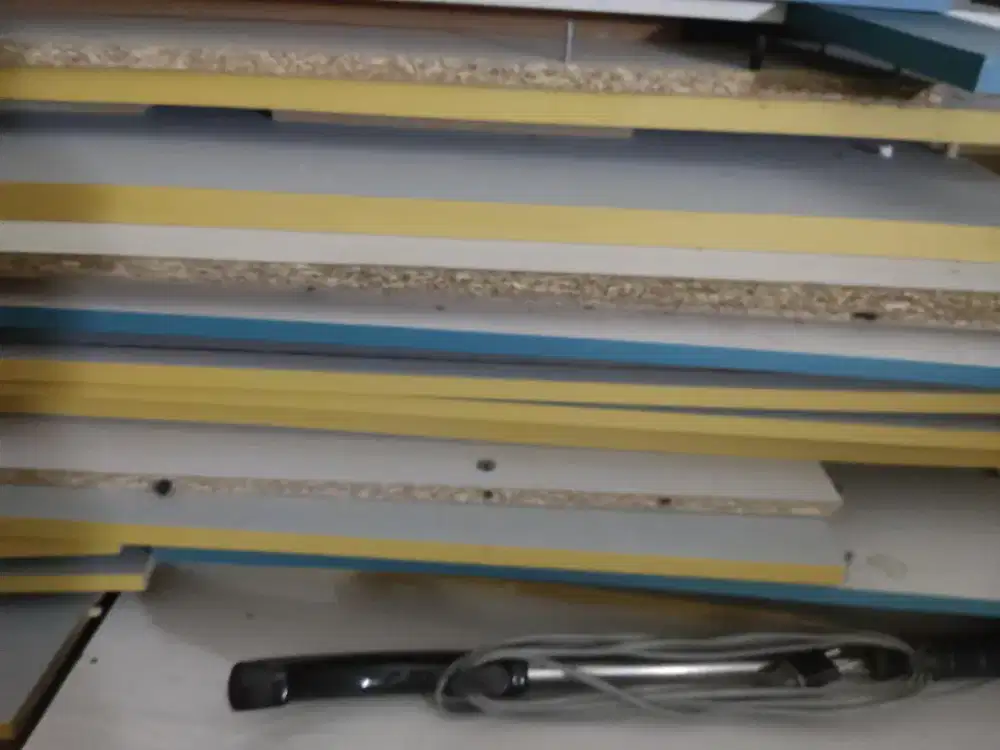Dijual Tempat tidur dan lemari kayu bongkar pasang