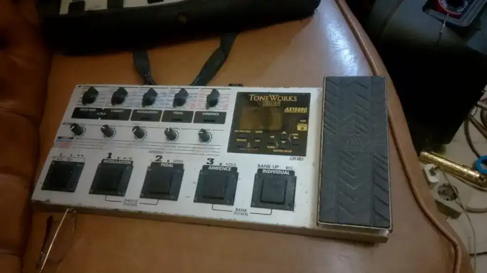 Efek Korg ax 1500