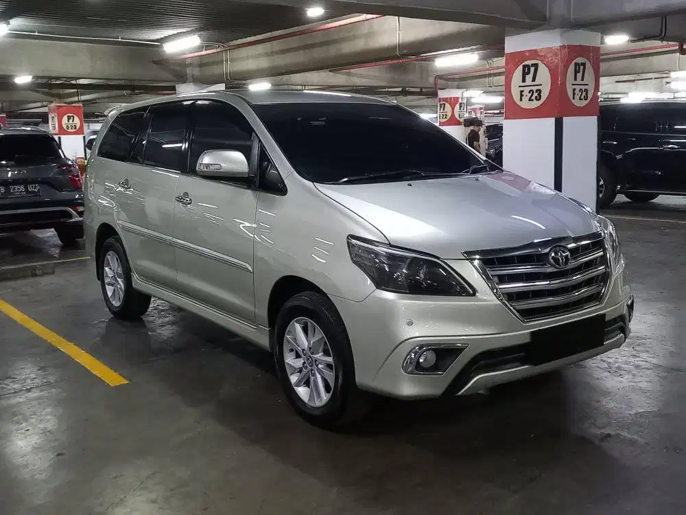 Toyota Innova V Diesel 2012/2013