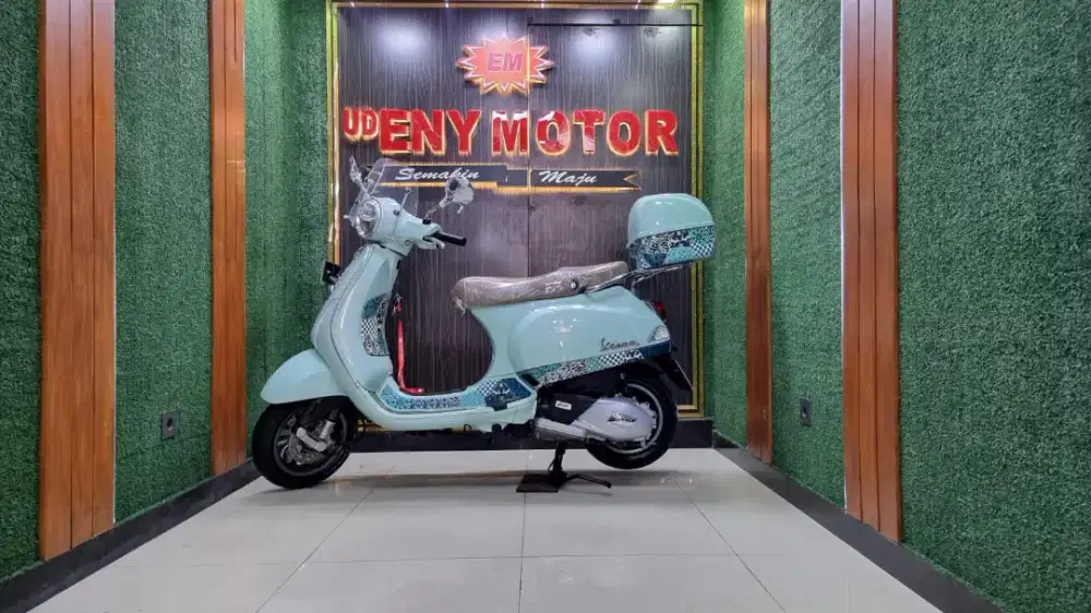 UD ENY MOTOR - Piaggio Vespa LX batik thn 2023 super