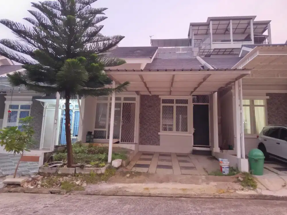Dijual Rumah 2 Lantai Asri Dekat Kaki Gunung Di Sentul City
