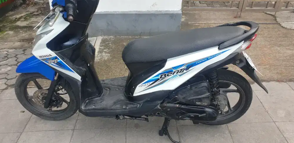 Beat Esp th 2015 mulus pjk baru 03-2027