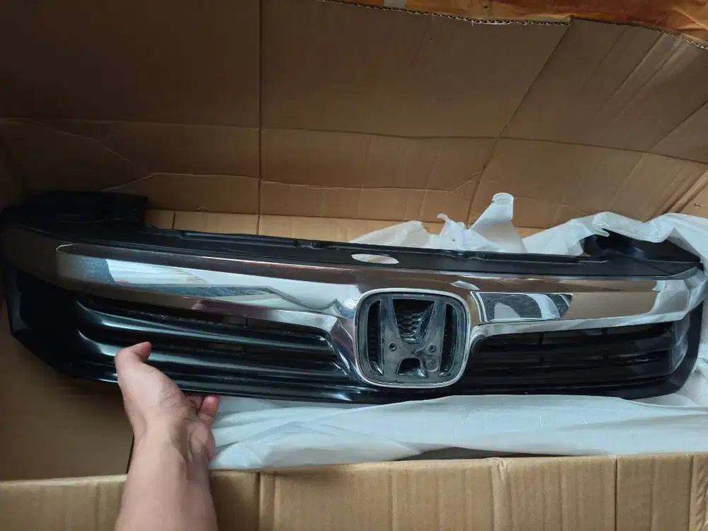 Fromt Grill Civic FB 2013