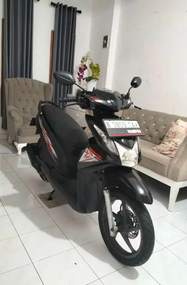 Honda Beat ESP 110 CW 2016 Mulus Murah Surat Lengkap Pajak Telat!