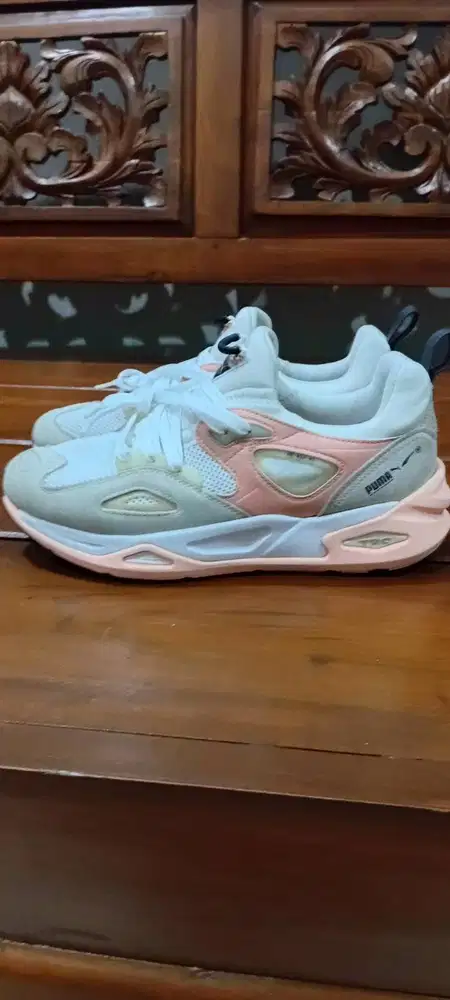 Sepatu Puma TRC Blaze