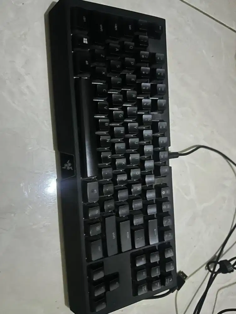 Razer chrome tournament edition tkl v2