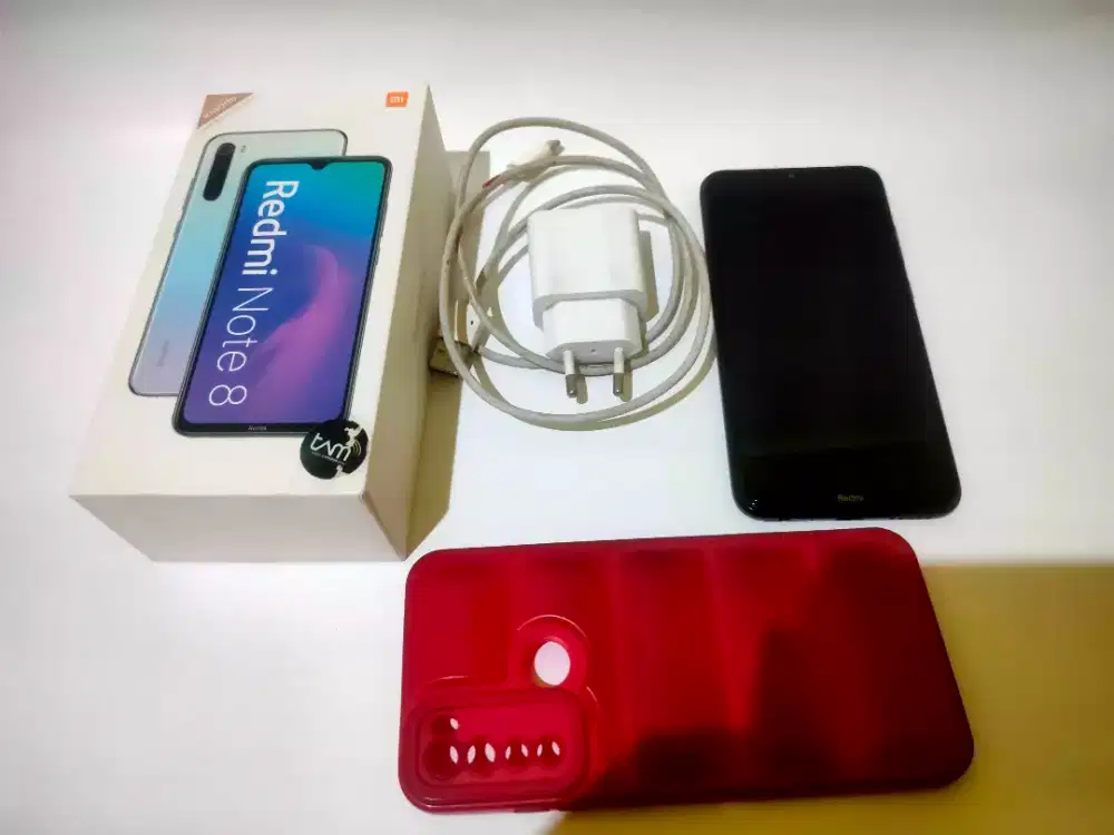 Xiaomi Redmi Note 8 Warna Hitam RAM 3GB / ROM 32GB