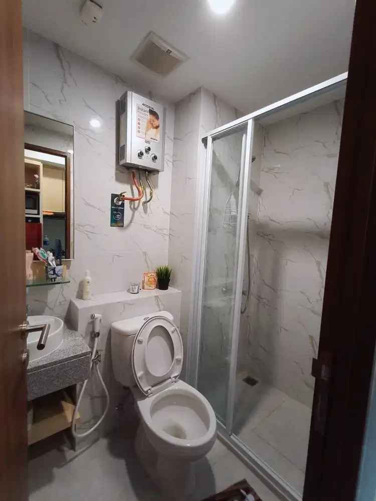 DIJUAL RUGI-GKL Barclay South Full Furnish & Dipakai Sendiri dari Baru