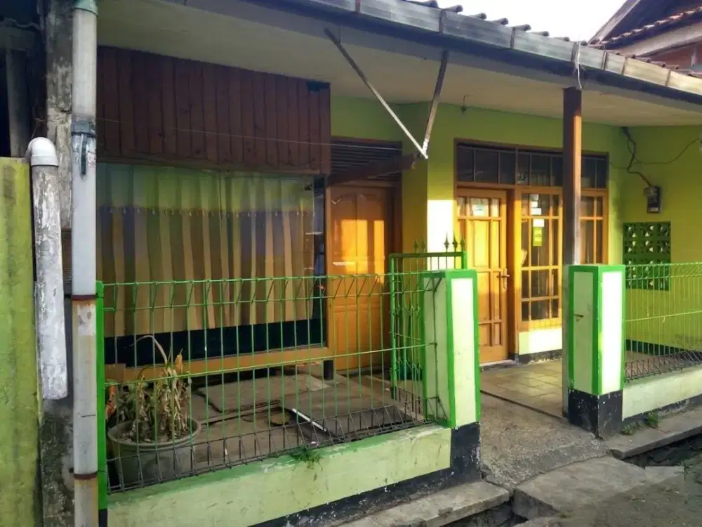 Rumah di Astana Anyar! Tengah Kota, Akses Mobil & Siap Huni