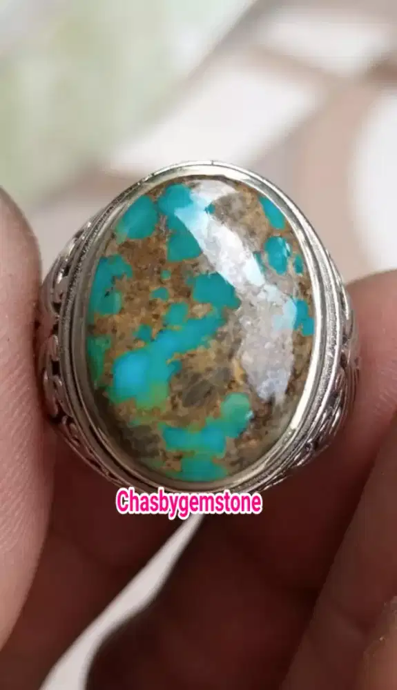 Natural Pirus Persia biru gradasi-Batu Pirus Persia Biru nyala lawasan