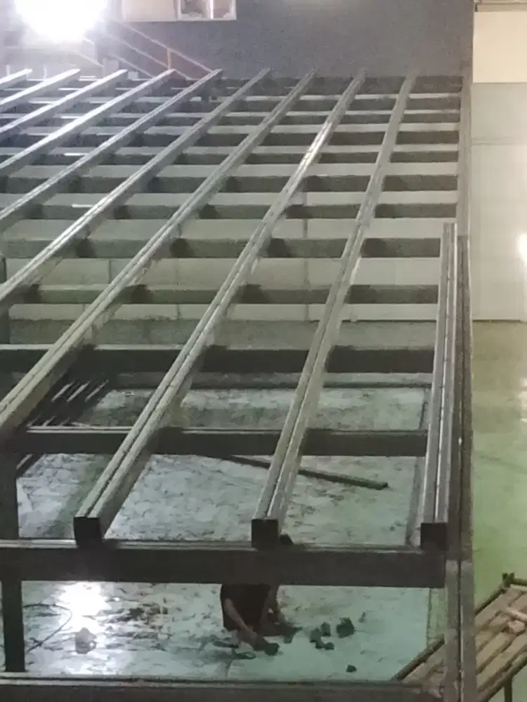 Mezzanine gudang