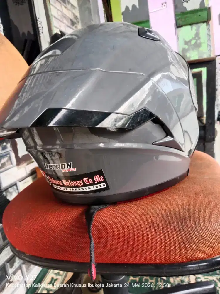 Helm alv ultro size L