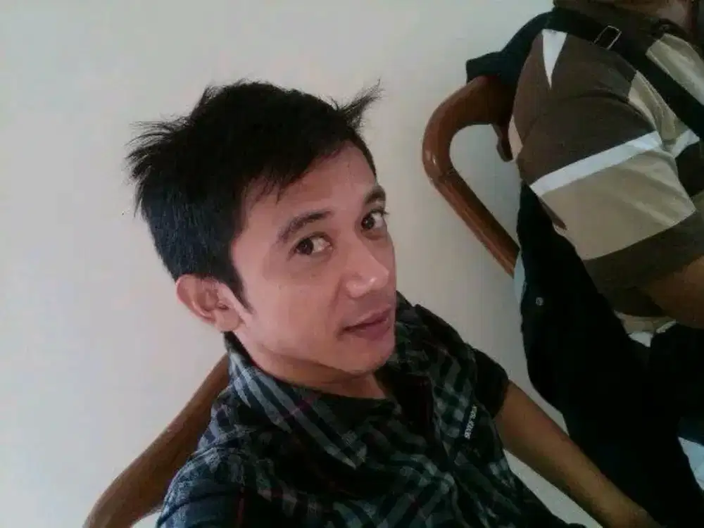 MENCARI PEKERJAAN
