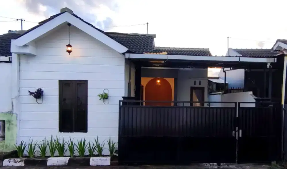Rumah Cantik minimalis dalam Perumahan dkt Pasar Pleret dkt Kota Jogja