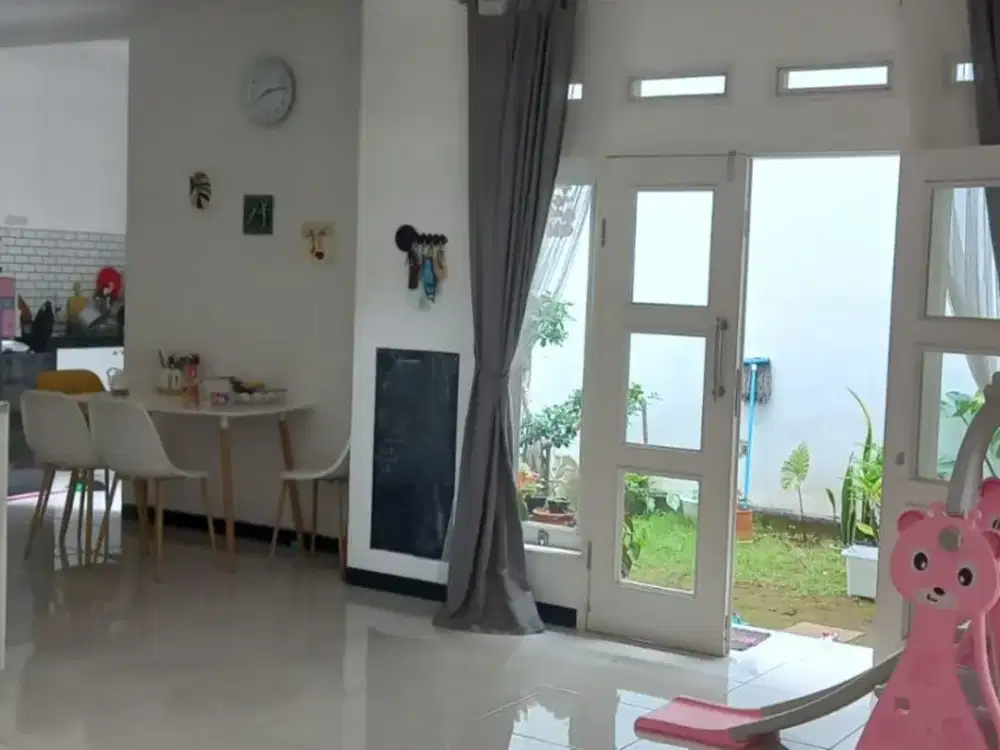 DIJUAL RUMAH 2 LANTAI CITEUREUP CIMAHI STRATEGIS