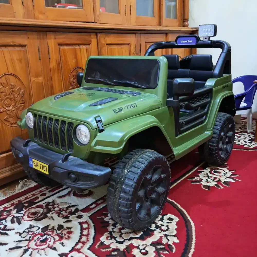 Mobil aki anak jeep