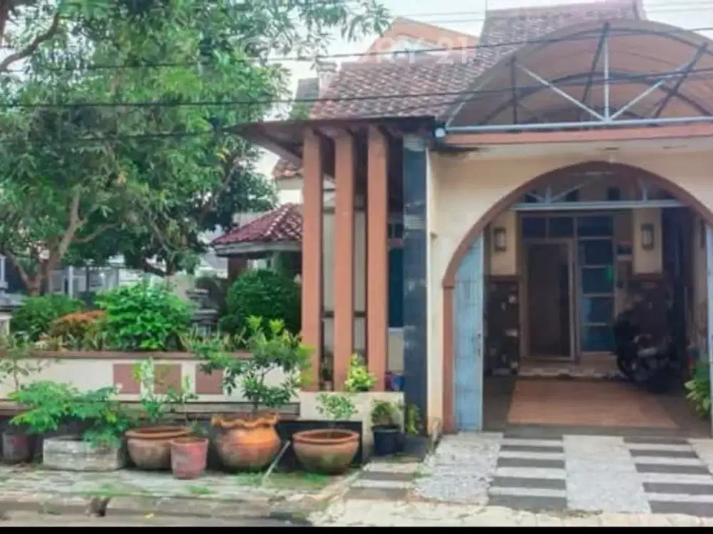 Dijual Rumah Asri 2 Lantai Di Perumahan Villa Dago Pamulang