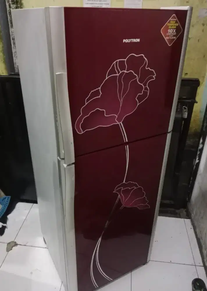 Dijual kulkas polytron belleza 2 pintu