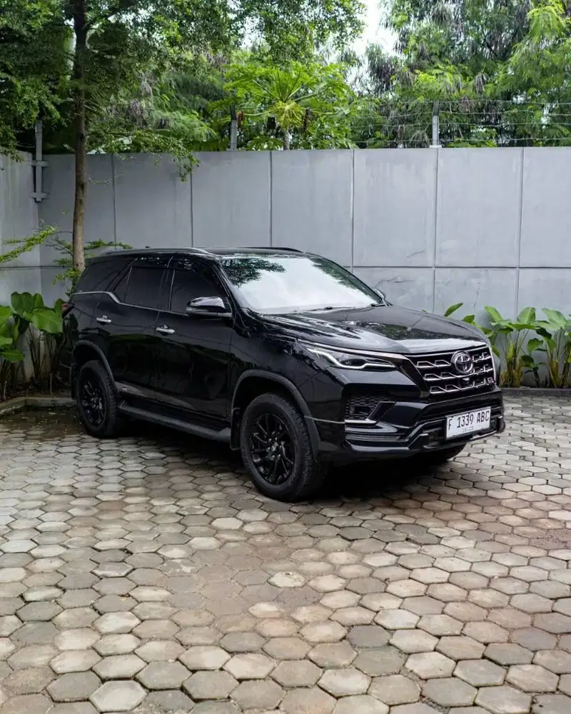 Fortuner 2.8 GR 2023 Matic