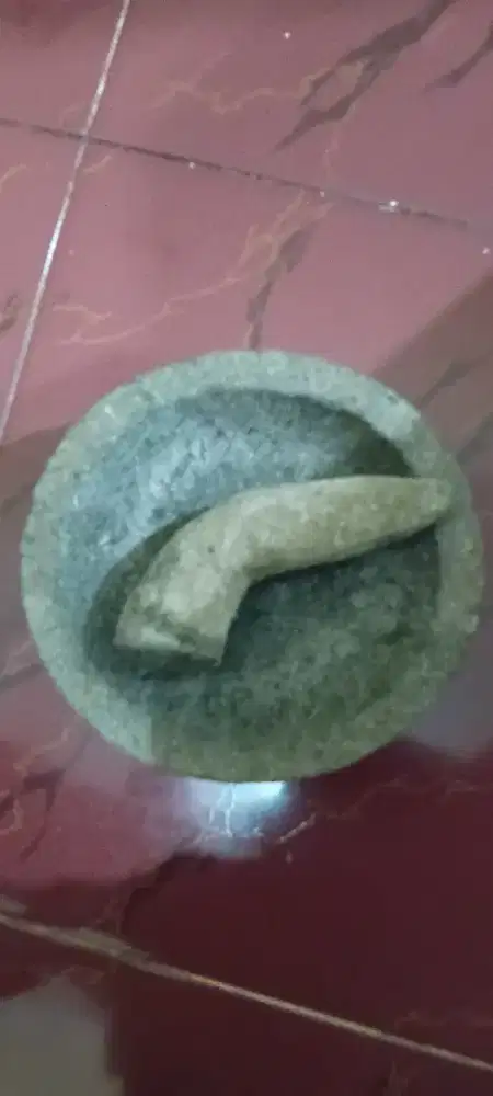 Cobek Ulekan Bahan Batu