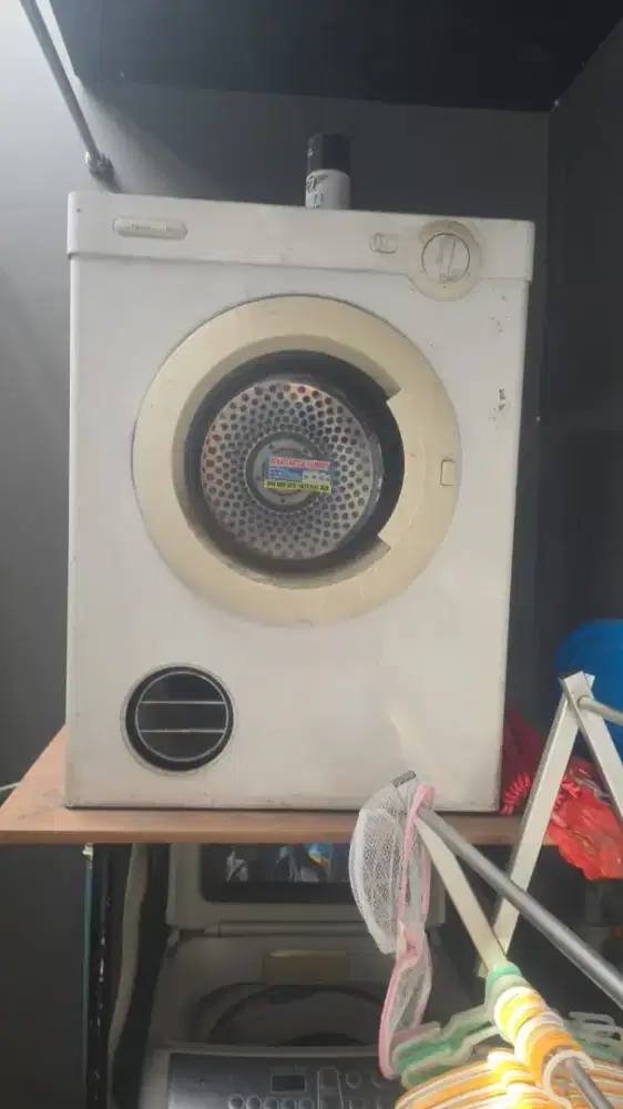 Mesin pengering laundry gas / listrik