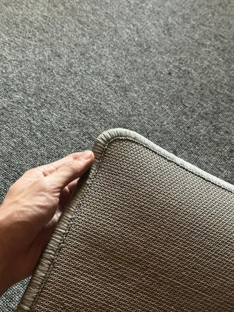 karpet anti slip back