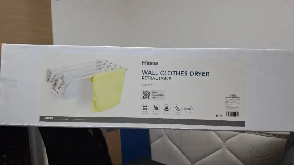 Gantungan baju/handuk dinding