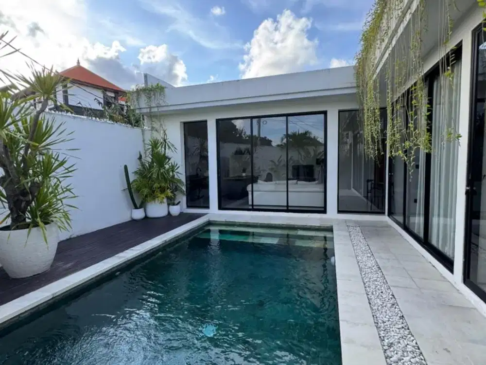 2 CONNECTING VILLAS Kerobokan – Seminyak Area