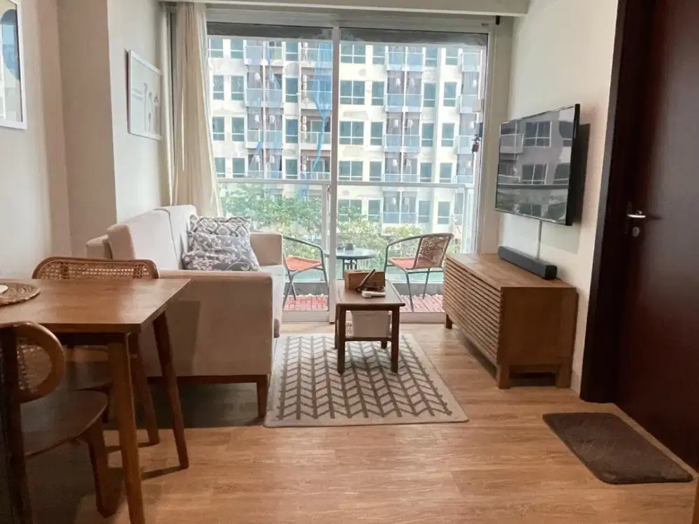 Disewa apartemen 2 BR furnished di green sedayu cengkareng