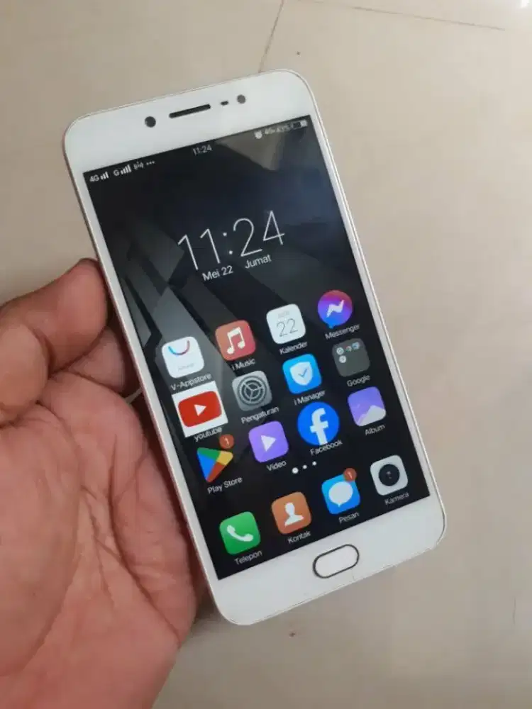 VIVO Y67 (6/128) Mulus Normal Bisa Tukar Tambah