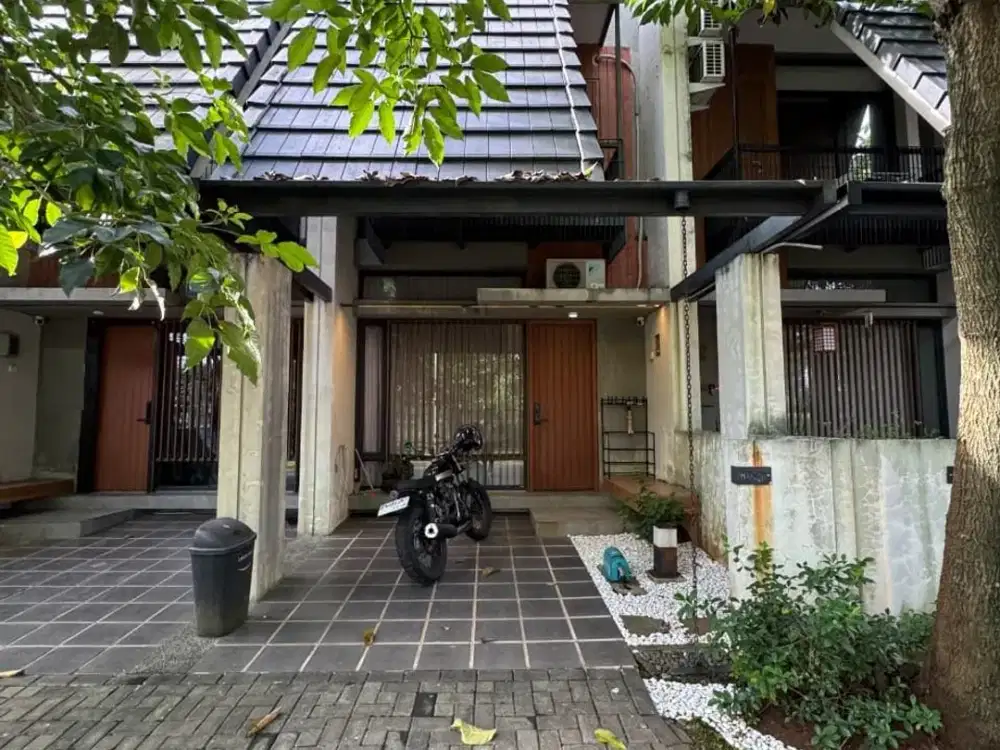 Rumah Hadap Selatan Full Furnished  Fleekhauz BSD City