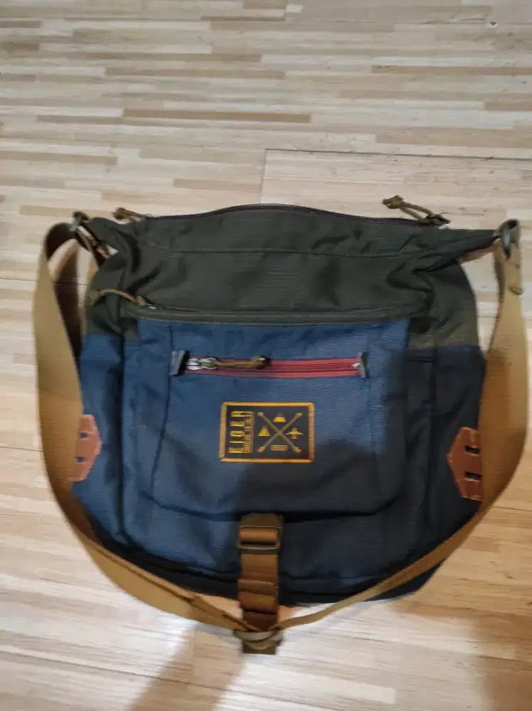 Forsale tas Eiger