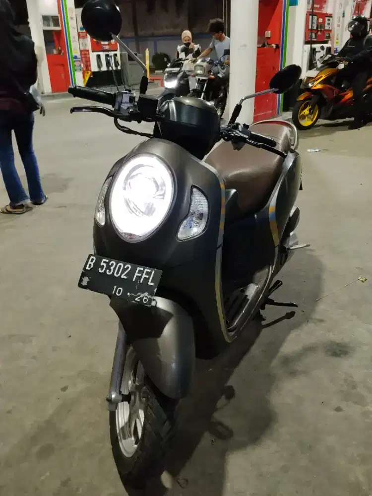 Scoopy Keyless 2021