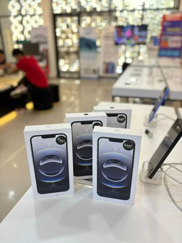 IPHONE 16e 256GB BRAND NEW
