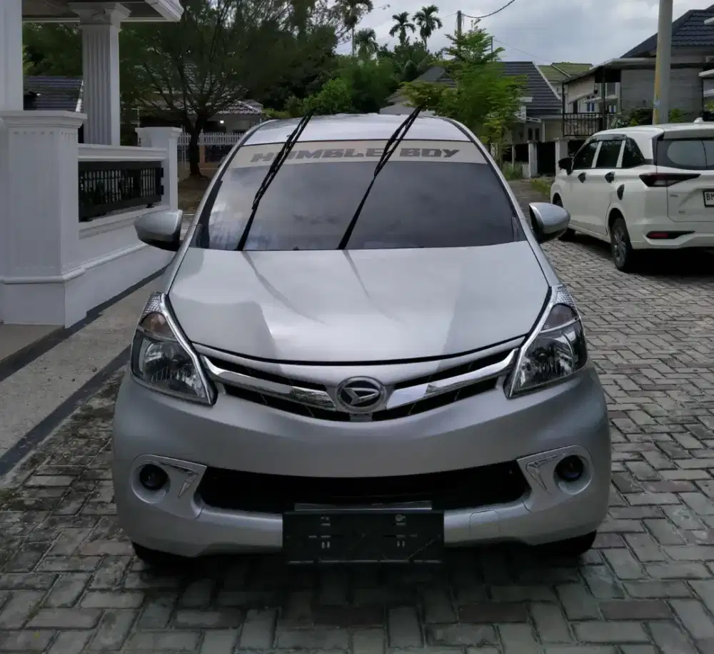 Xenia R sporty 2014 cash aja