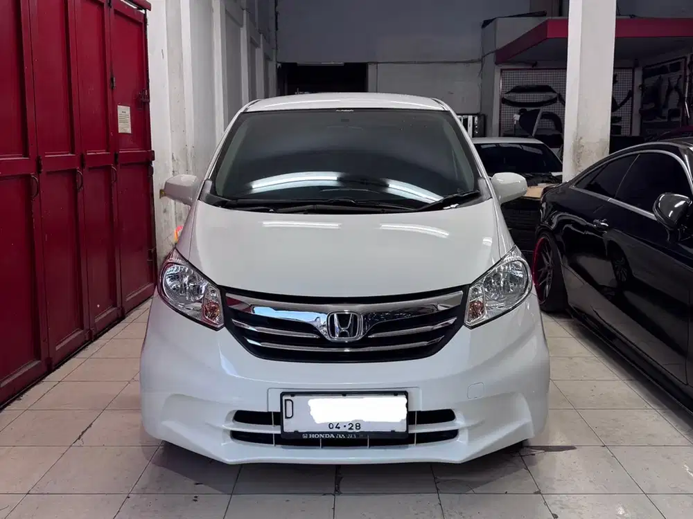 Honda Freed 2013 Bensin
