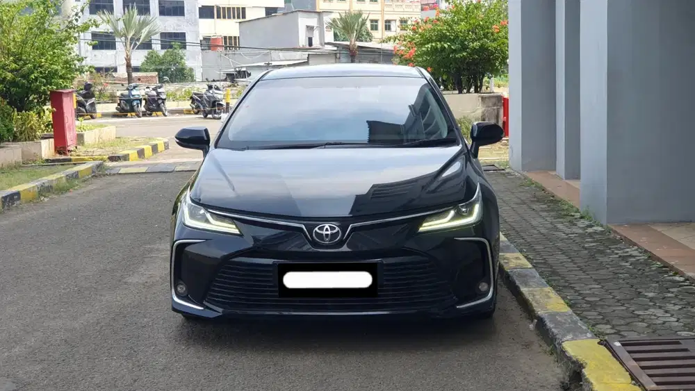 Toyota corolla altis v matic 2021 hitam pajak panjang