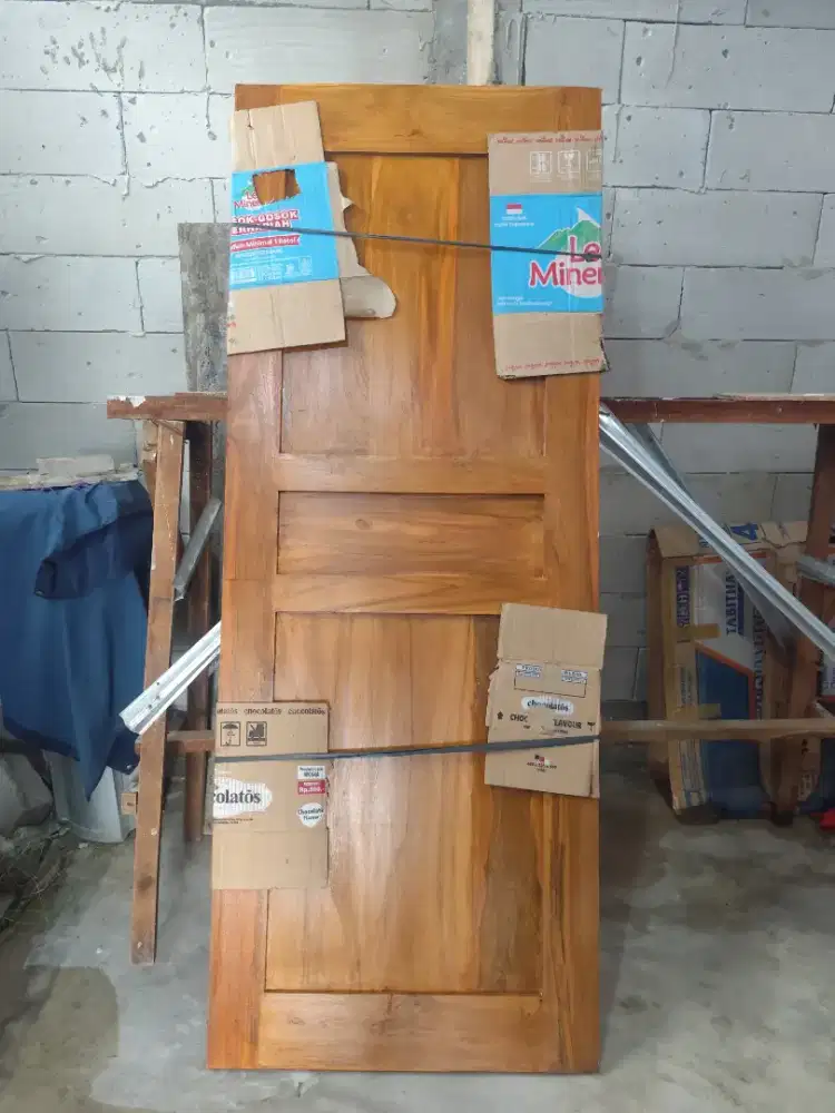 DIJUAL PINTU KAYU JATI ASLI