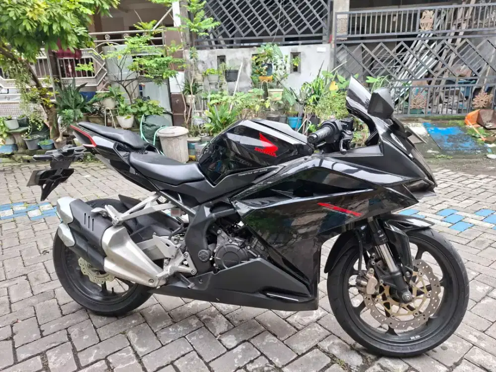 Honda CBR250RR siap pakai