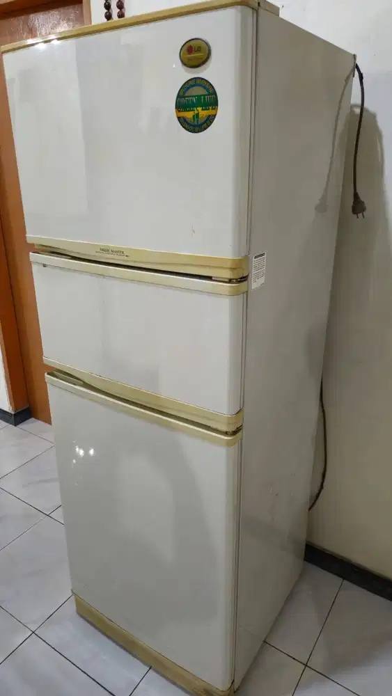 Jual Kulkas LG Fresh Master LR-313SVF 3 Pintu