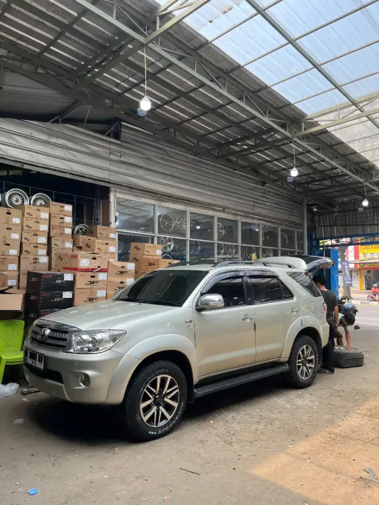 Toyota Fortuner 2011 Diesel