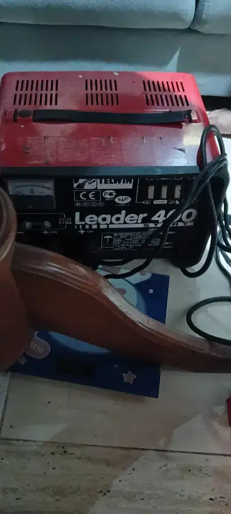 Telwin Battery Charger Aki Leader 400