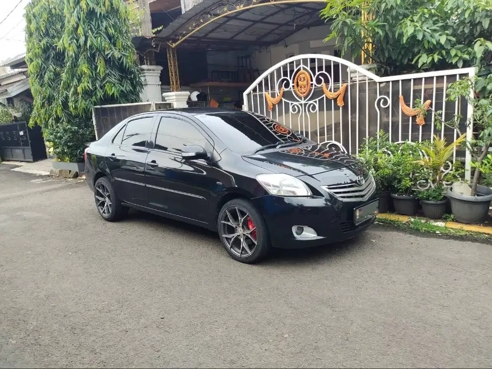 VIOS Tahun 2010 tipe G Keyless Hitam Pribadi Mulus
