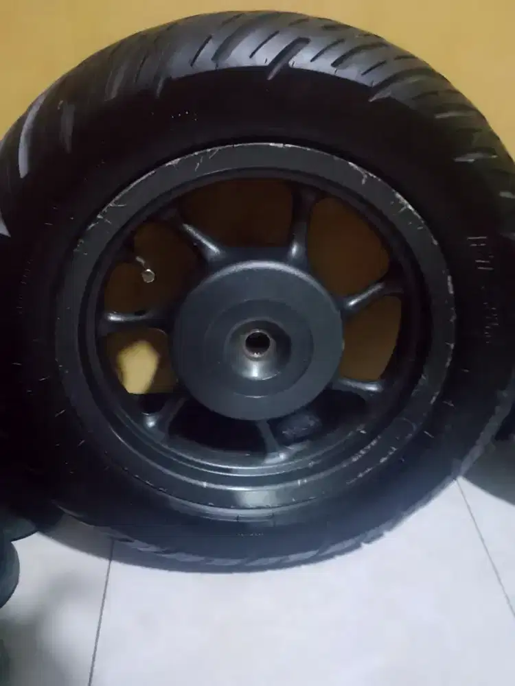 Velg Scoopy donat plus ban sepasang