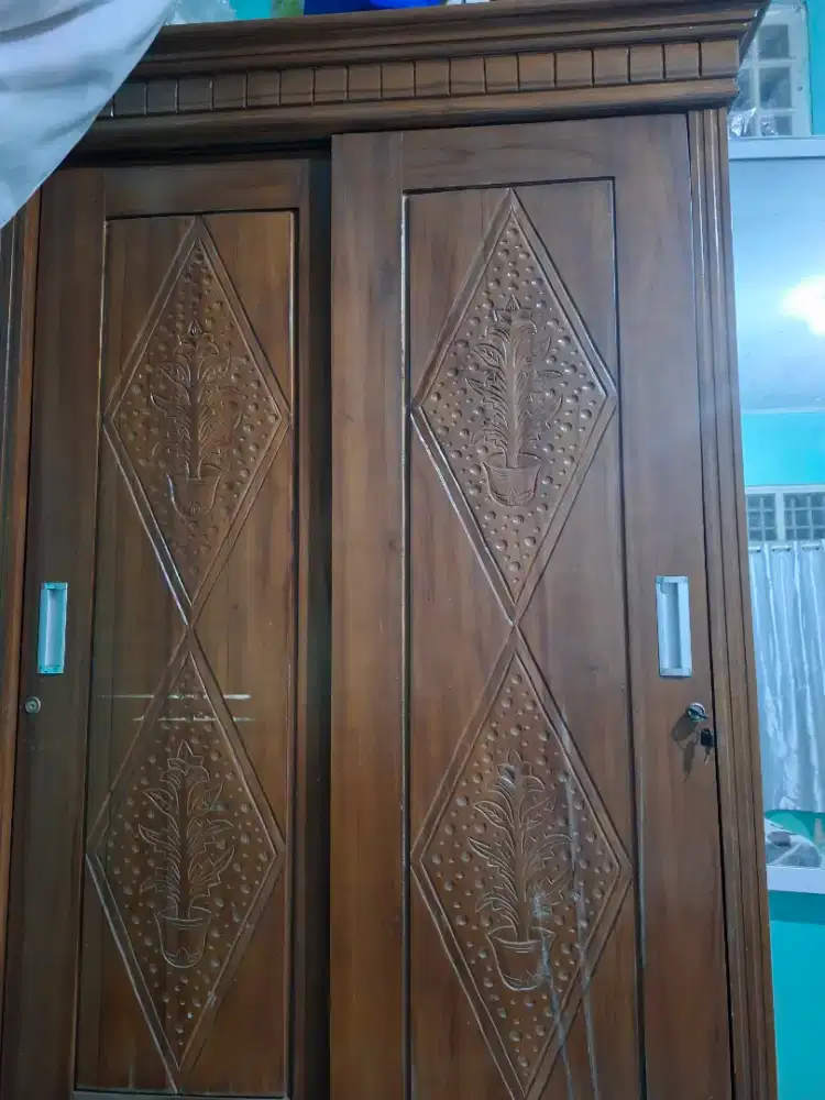 Jual lemari kayu jati