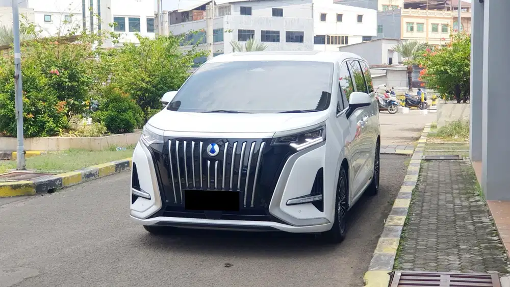 Km 15rb denza d9 elite 2025 putih pajak panjang