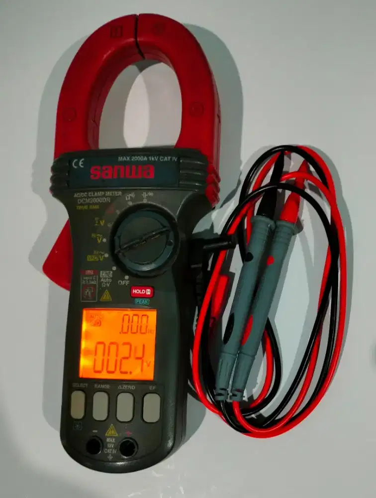 Clamp Meter Merk SANWA DCM2000DR