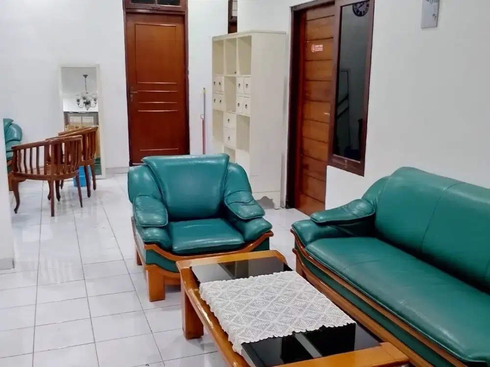 Dijual Rumah Bisa jadi indekost 6 kamar siap huni Maguwoharjo Tapanrejo DEKAT ADISUCIPTO