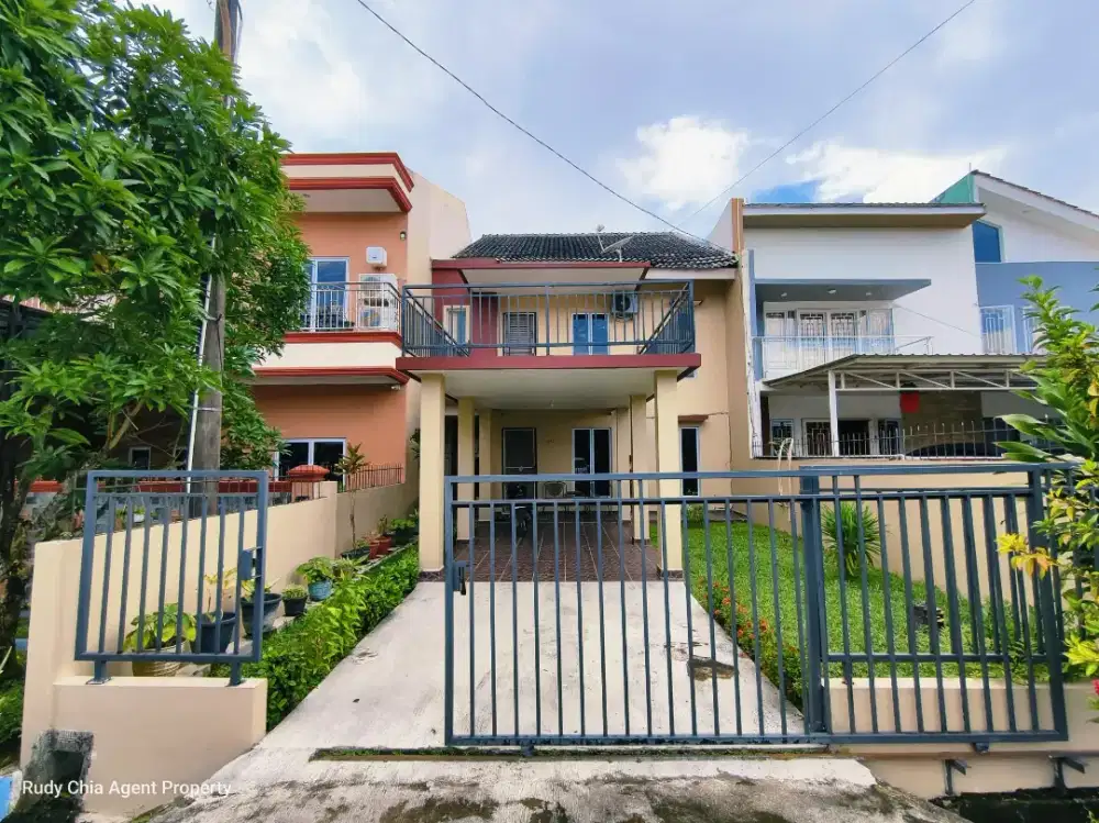 DIJUAL CEPAT
1 Unit Rumah 2 Lantai Di PALM SPRING, Batam Centre