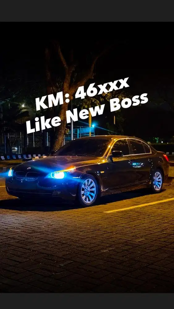 BMW E60 523i SUPER LOW KM!